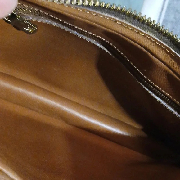 Louis Vuitton Brown Monogram Clutch bag - Picture 14 of 16